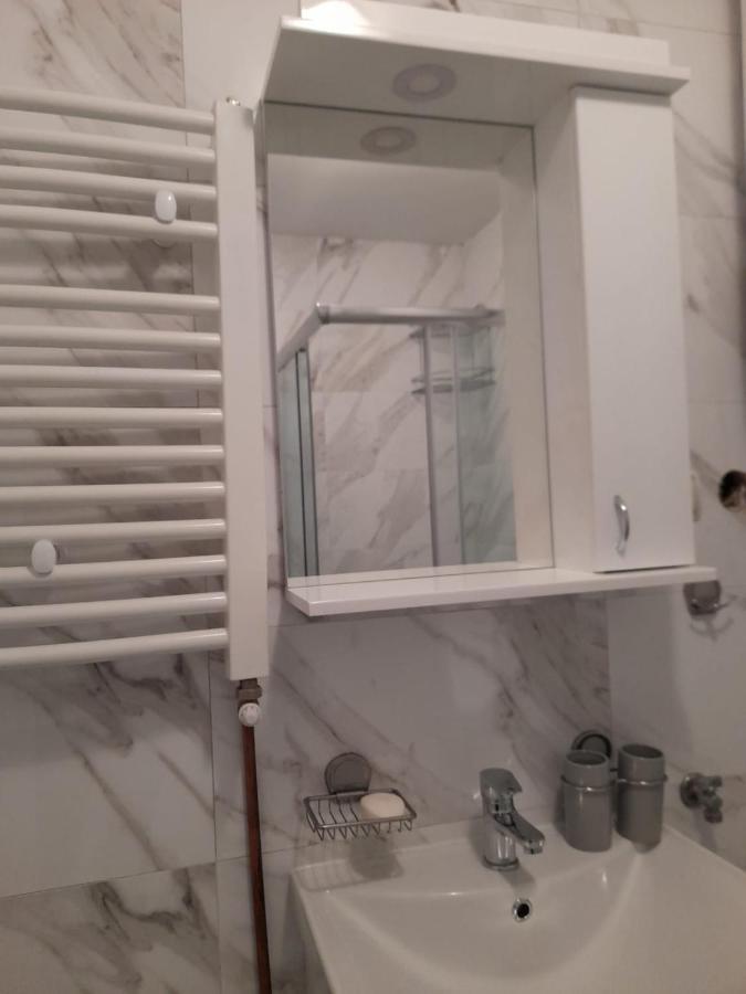 Apartman Giovanni Arandjelovac Exteriör bild